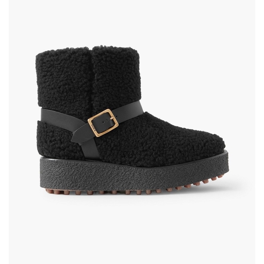 Tod's Women's Black Fur Lined Sherpa Shearling Platform‎ Boots Size 38/8